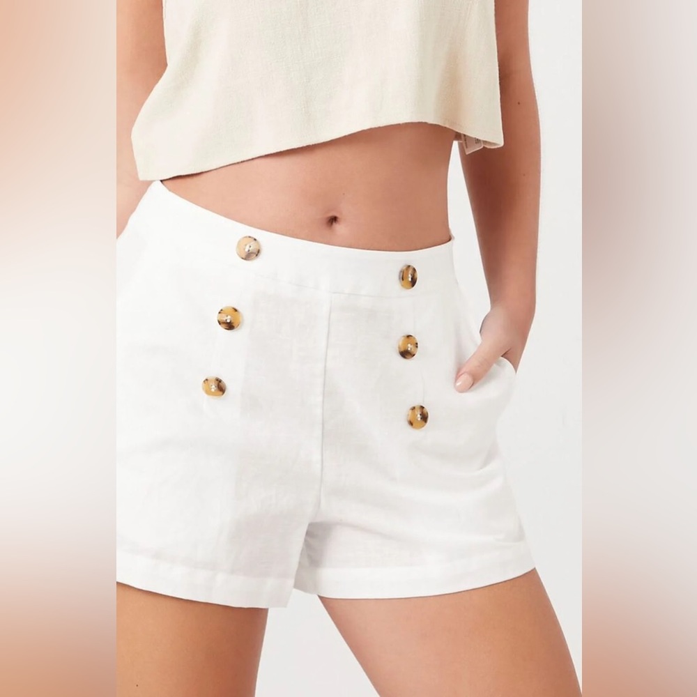 🌸 Linen-Blend Button Front Shorts